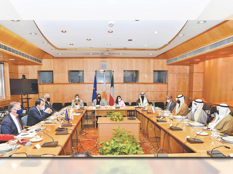 جانب من المباحثات الثنائية بين الكويت وقبرص 
