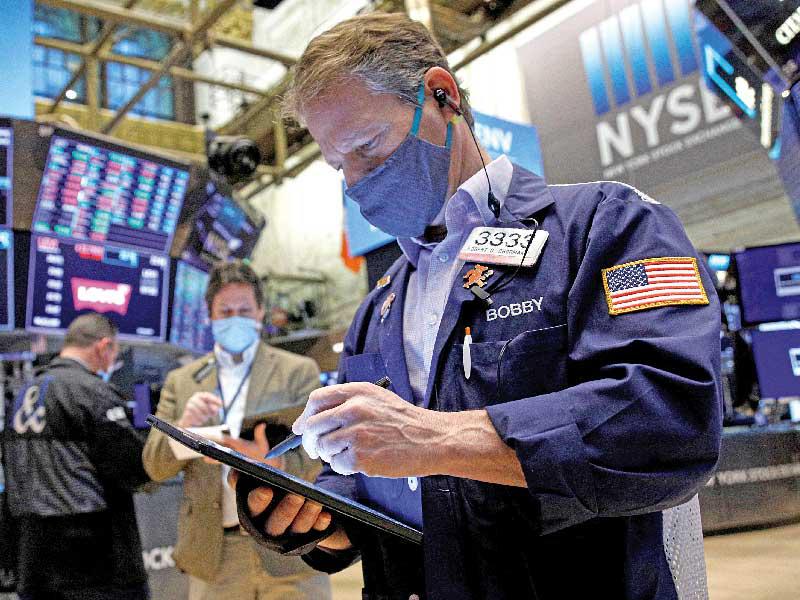 «داو جونز» يتراجع 160 نقطة