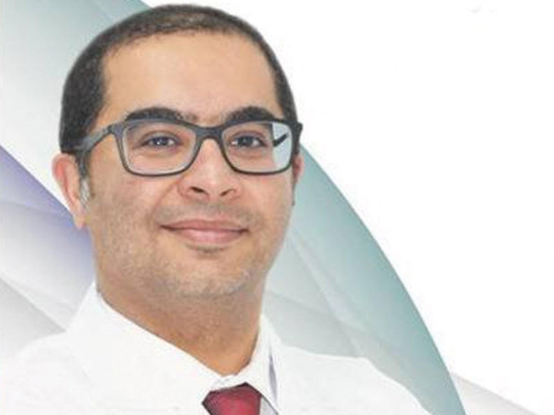 استشاري الأمراض الباطنية في وزارة الصحة د. غانم السالم