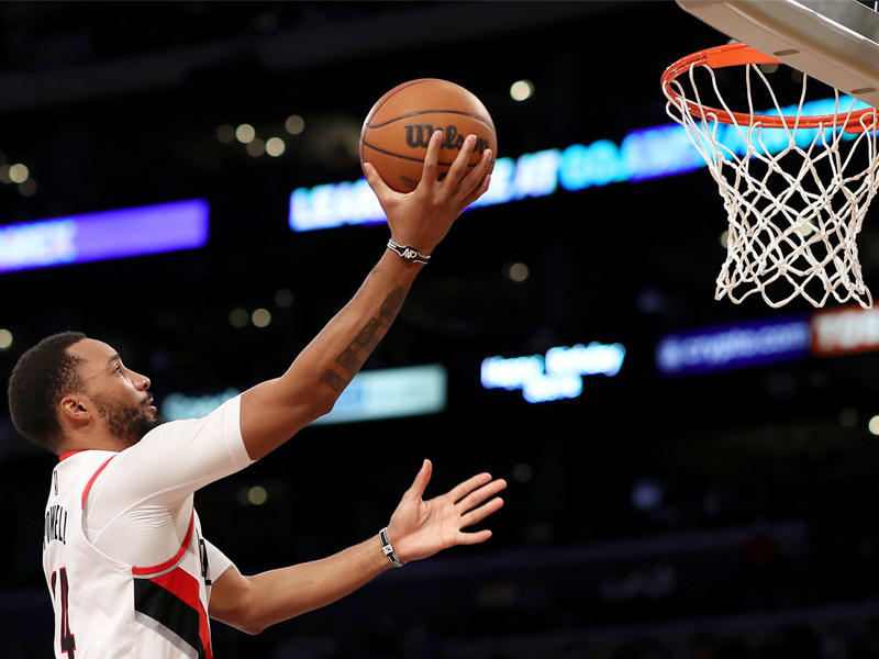 نورمان باول نجم ترايل بلايزرز