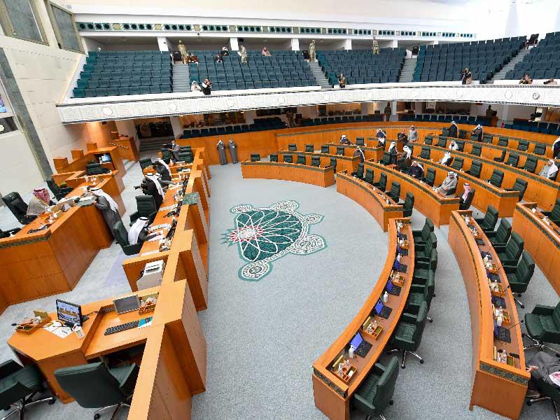 الجلسة قبيل اجتماعها أمس وفي الإطار الغانم مصرحاً للصحافيين