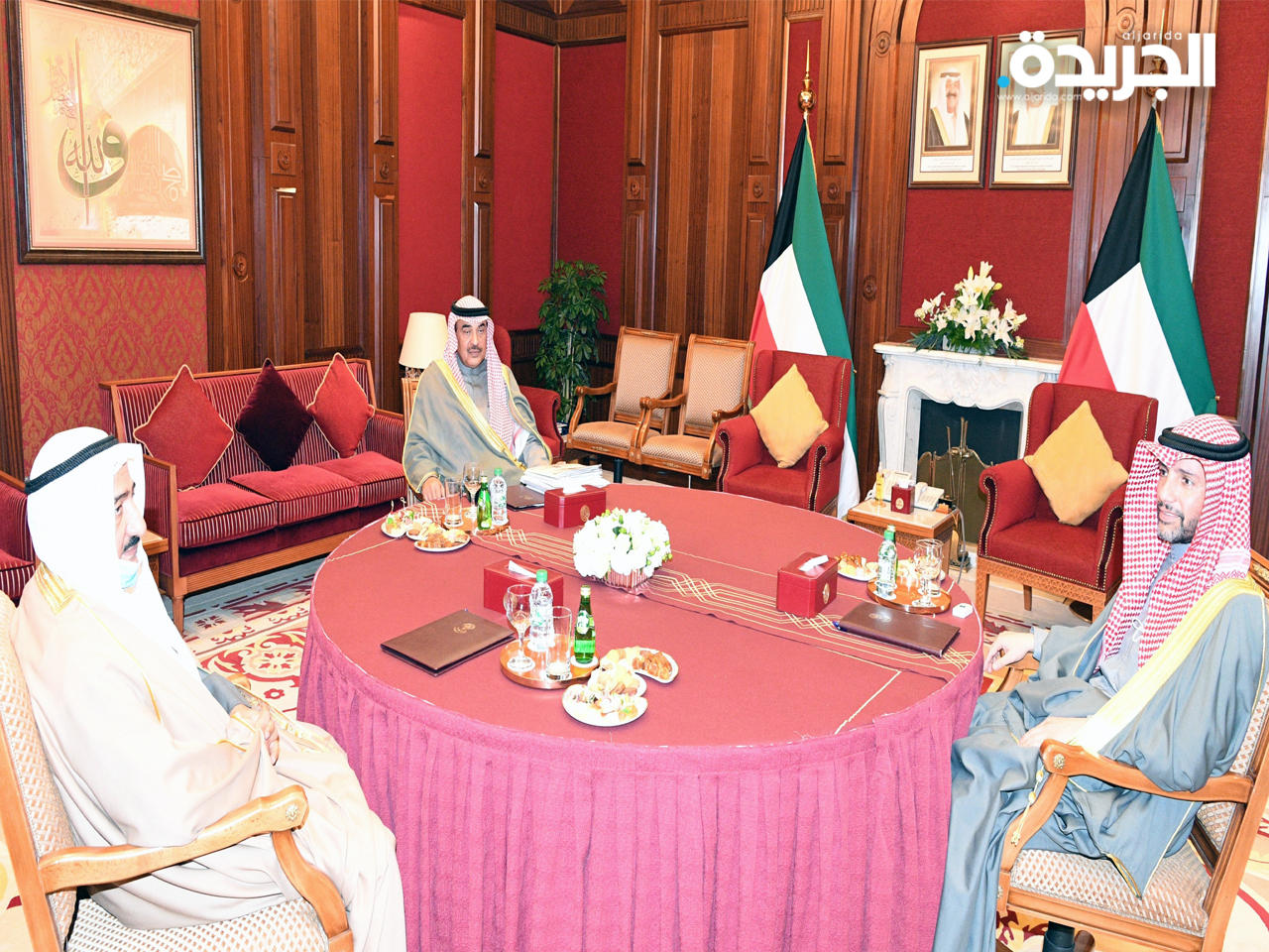 رؤساء السلطات الثلاث يعقدون اجتماعاً في قصر بيان