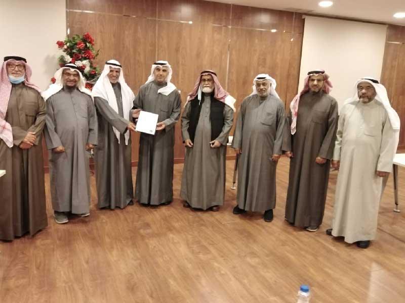 الجمعية الخيرية الكويتية «حفاظ» تهدي للصبيح وقفية «القرآن العظيم»