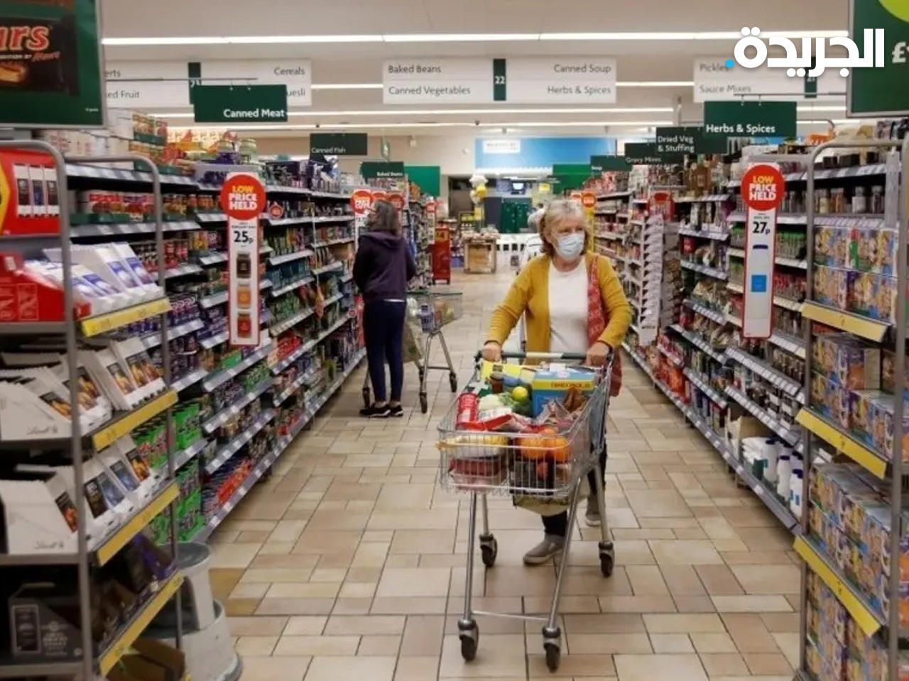 التضخم يبتلع أجور العاملين بالمملكة المتحدة