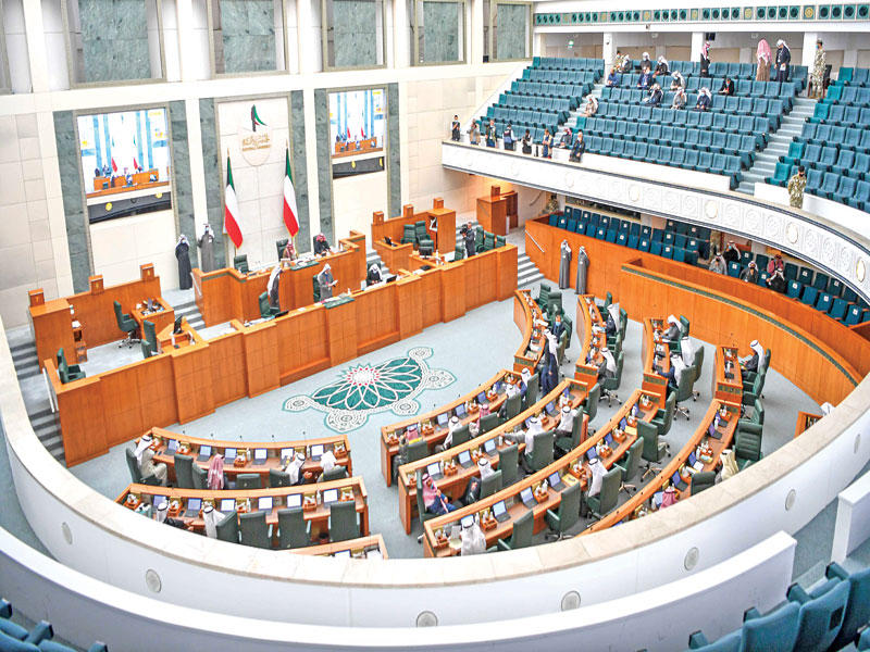 جانب من جلسة الاستجواب   (تصوير عبدالله الخلف)