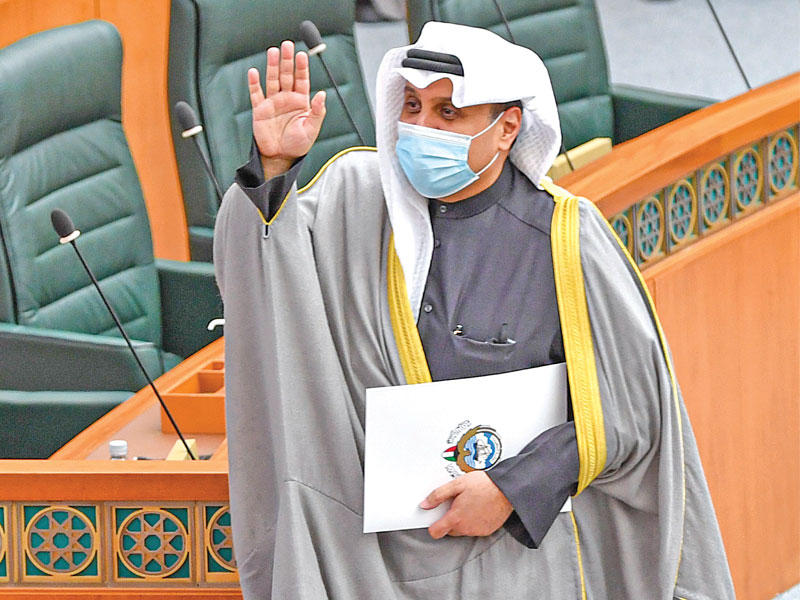 نائب رئيس مجلس الوزراء وزير الدفاع الشيخ حمد الجابر