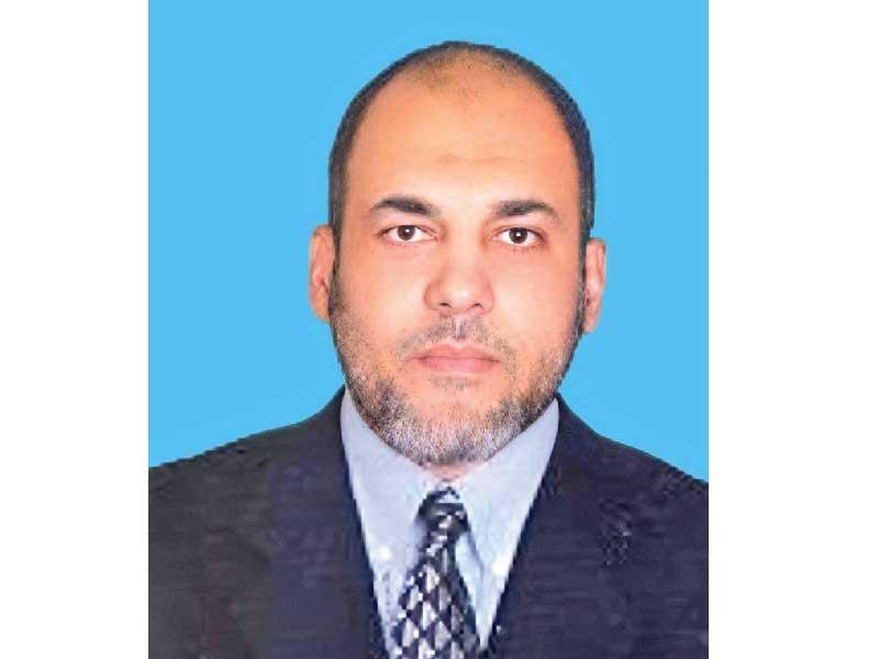 الباحث العلمي في برنامج تكنولوجيا النانو والمواد المتقدمة بمركز أبحاث الطاقة والبناء التابع لمعهد الكويت للأبحاث العلمية د. عادل إسماعيل