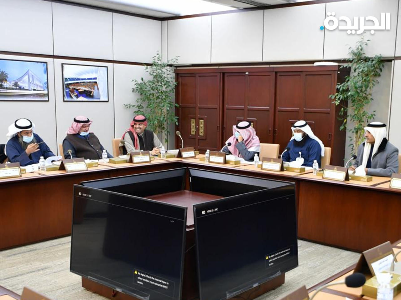 لجنة الشؤون الصحية والاجتماعية والعمل خلال اجتماعها