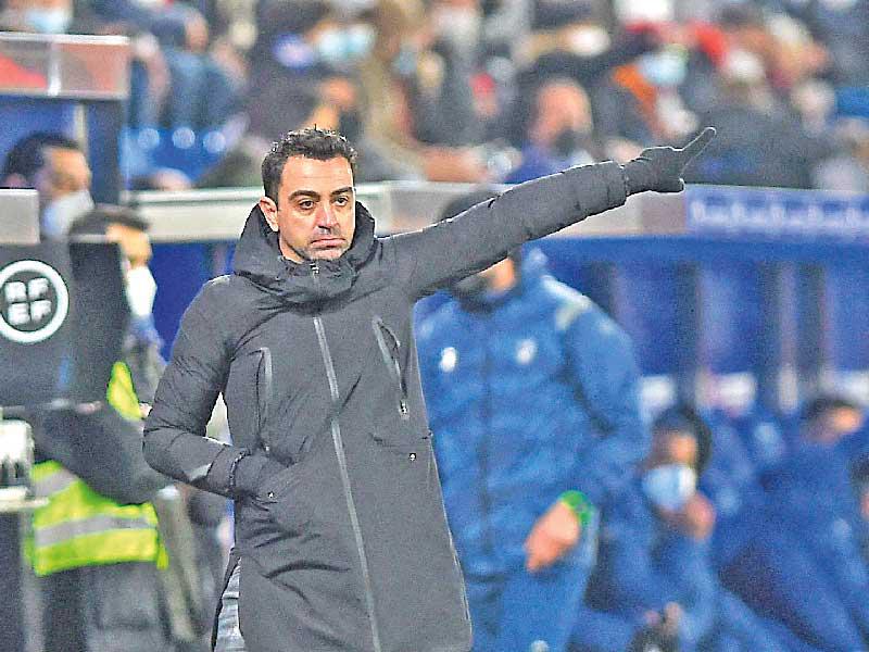 تشافي هيرنانديز مدرب برشلونة