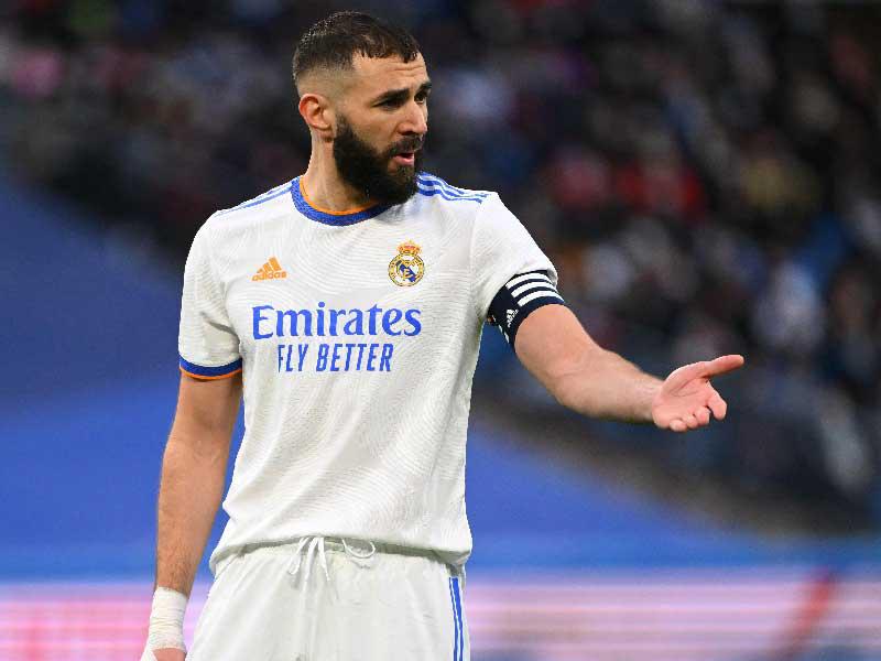 المهاجم الفرنسي كريم بنزيمة 