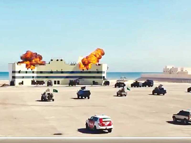 صورة مأخوذة عن تسجيل فيديو نشره وزير الداخلية السعودي على «تويتر» أمس لتدريبات «أمن الخليج3»