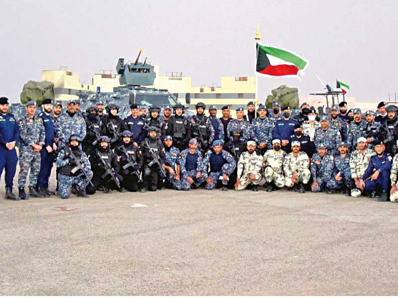  جانب من القوة الكويتية المشاركة في تمرين «أمن الخليج العربي 3» 