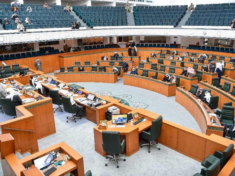 المجلس يستكمل قائمة المتحدثين بالخطاب الأميري وعدم اكتمال النصاب يحول دون إحالته إلى لجنة الرد (تصوير عبدالله الخلف)