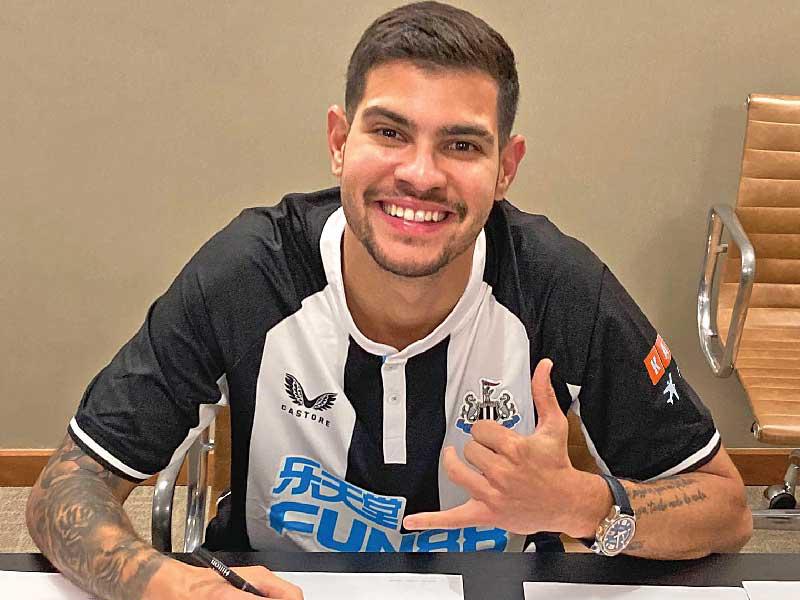 برونو غيمارايش نجم نيوكاسل