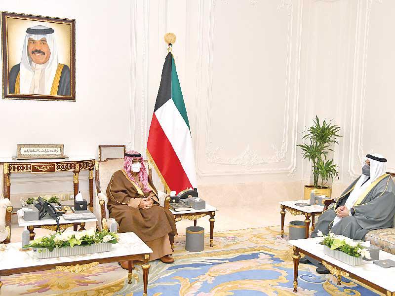 نائب الامير مستقبلاً السلمان أمس