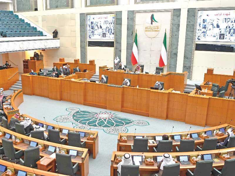 حضور نيابي متواضع في جلسة أمس   (تصوير عبدالله الخلف)