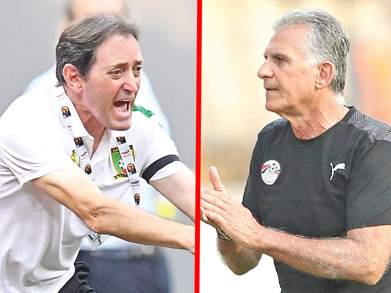 مدرب الفراعنة البرتغالي كارلوس كيروش  - مدرب منتخب الكاميرون البرتغالي أنطونيو كونسيساو