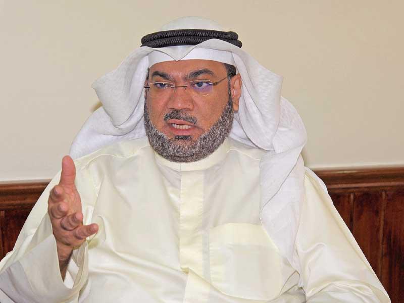 الوكيل المساعد للشؤون المالية بوزارة التربية يوسف النجار