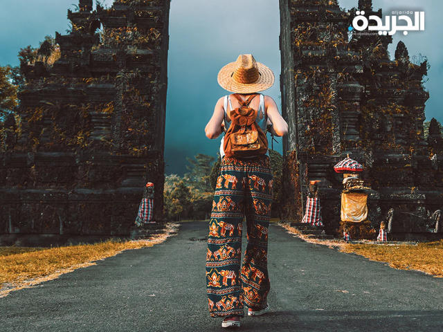 اندونيسيا تحظر دخول السياح الأجانب