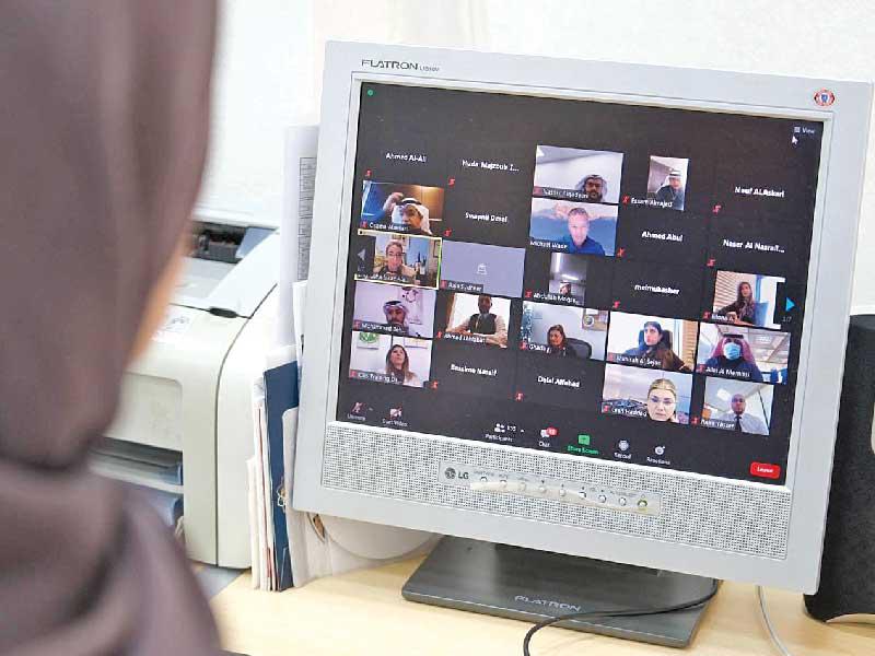  البرنامج التدريبي «تحسين الابتكار والإبداع والأداء في العصر الرقمي»