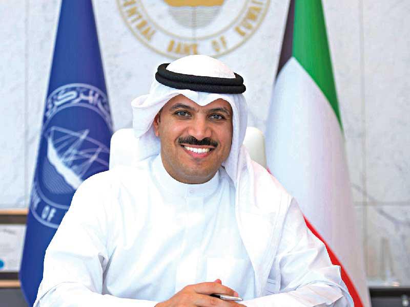  محافظ بنك الكويت المركزي د. محمد الهاشل