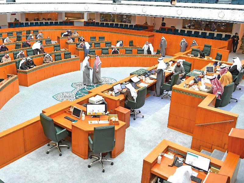 جانب من جلسة أمس   (تصوير عبدالله الخلف)