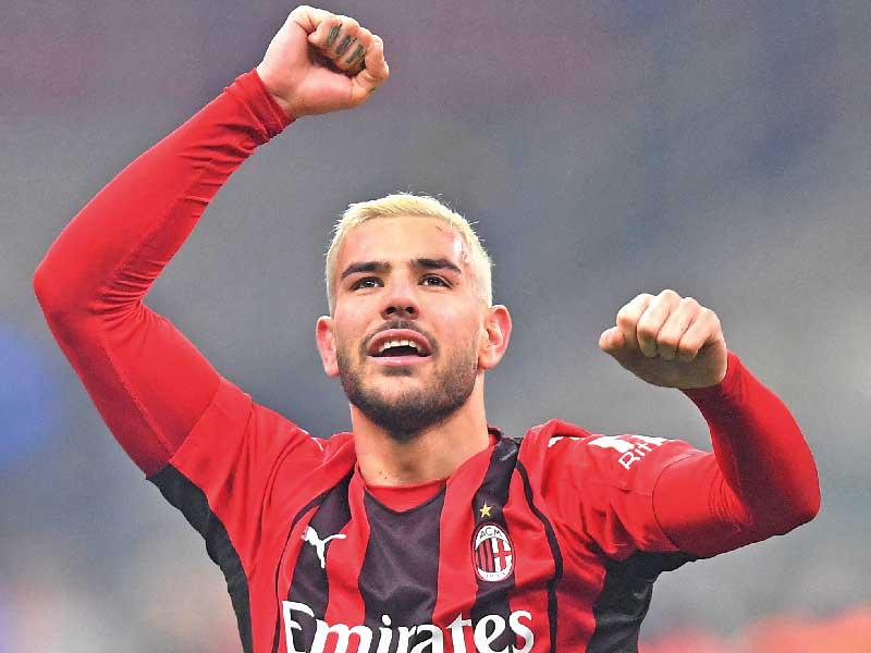 ثيو هرنانديز نجم ميلان