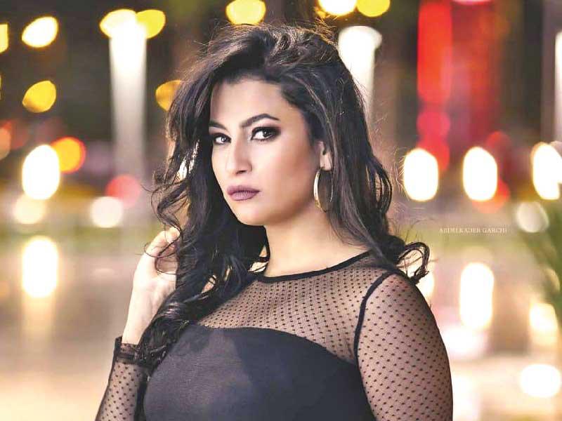 الفنانة التونسية يسرا المسعودي