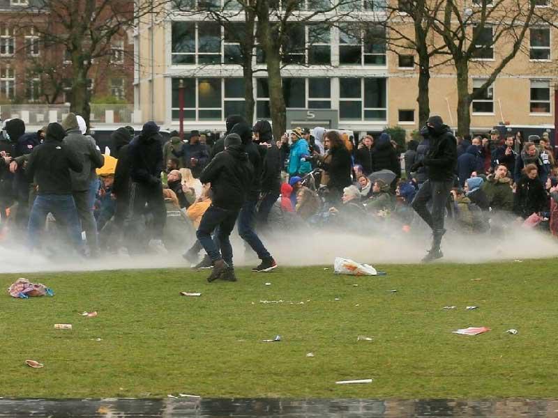 جانب من الاحتجاجات