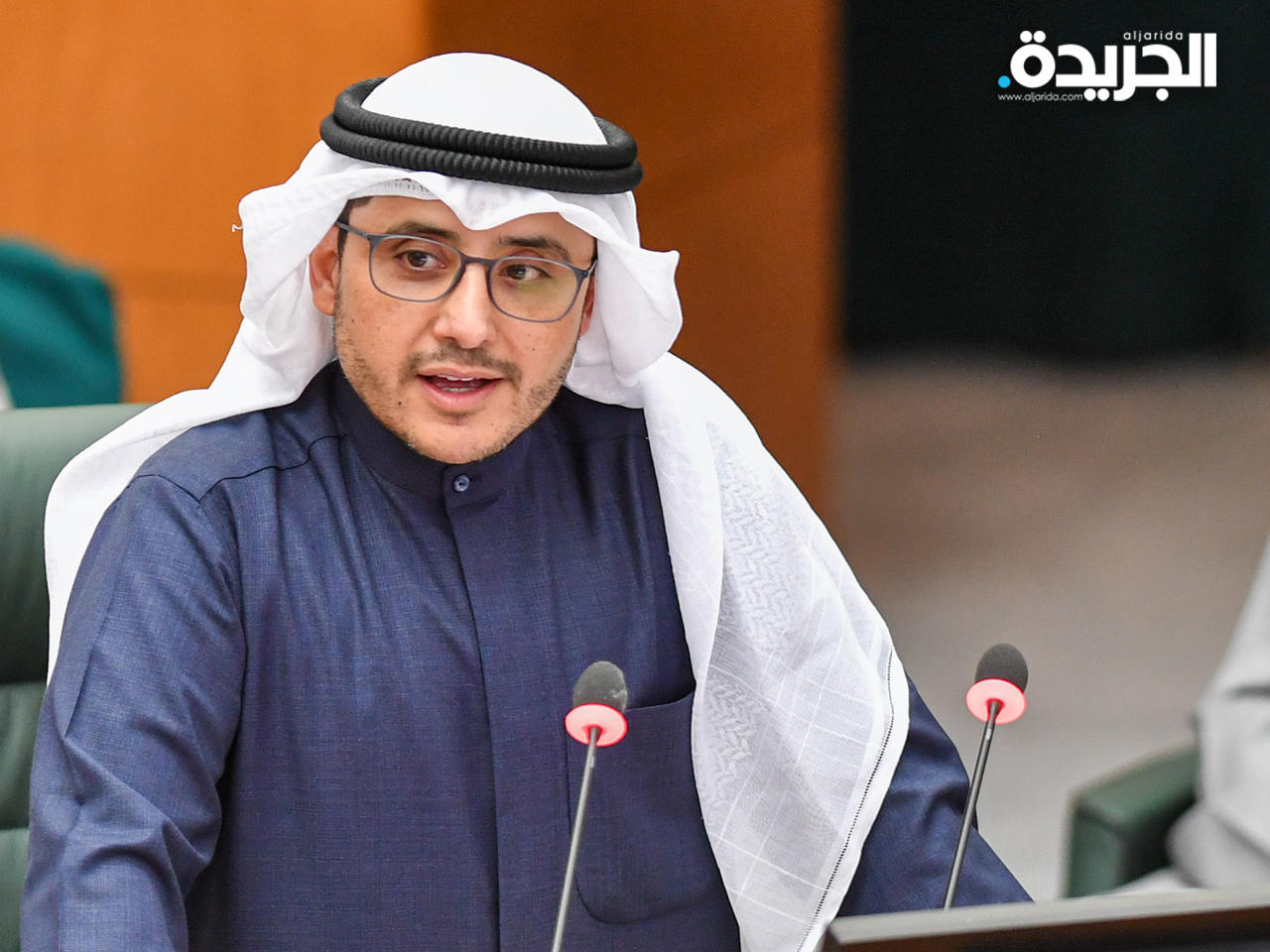 الوزير أحمد الناصر خلال جلسة الاستجواب