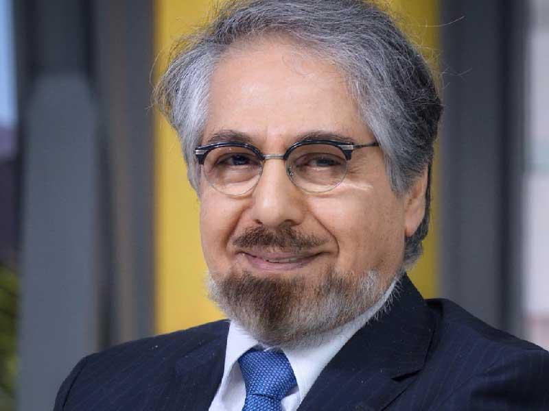 رئيس مركز البحر للعيون ورئيس مجلس أقسام العيون واستشاري طب وجراحة العيون د. عبدالله البغلي 