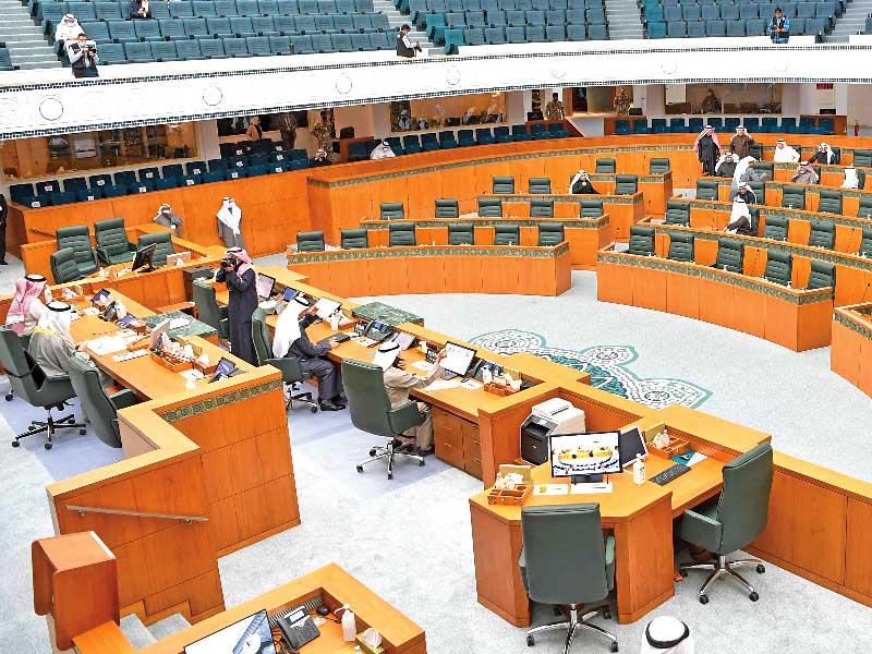 الجلسة قبل رفعهاt(تصوير عبدالله الخلف)