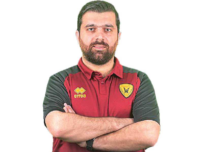 المدرب الجديد للأصفر ناصر الشطي 