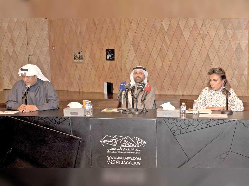 مدوه والعوضي والعبدالرزاق بالمؤتمر الصحفي..  تصوير (ميلاد غالي)