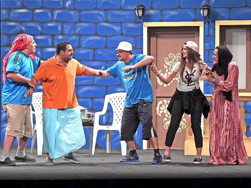 المفيدي في مسرحية «الشاليه»