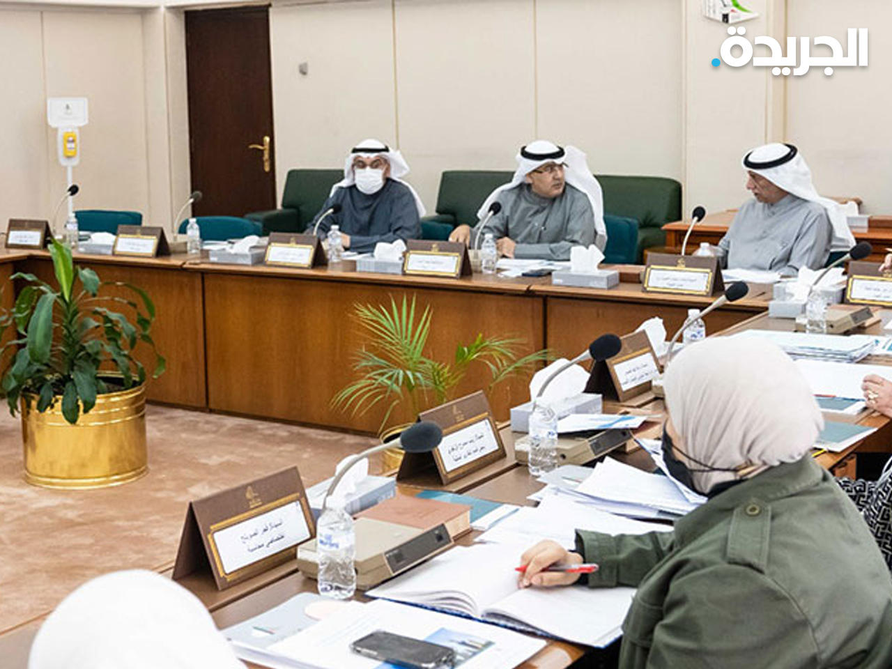 جانب من اجتماع اللجنة