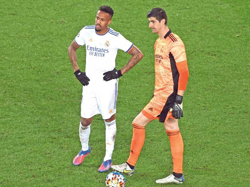 كورتوا وميليتاو نجما ريال مدريد