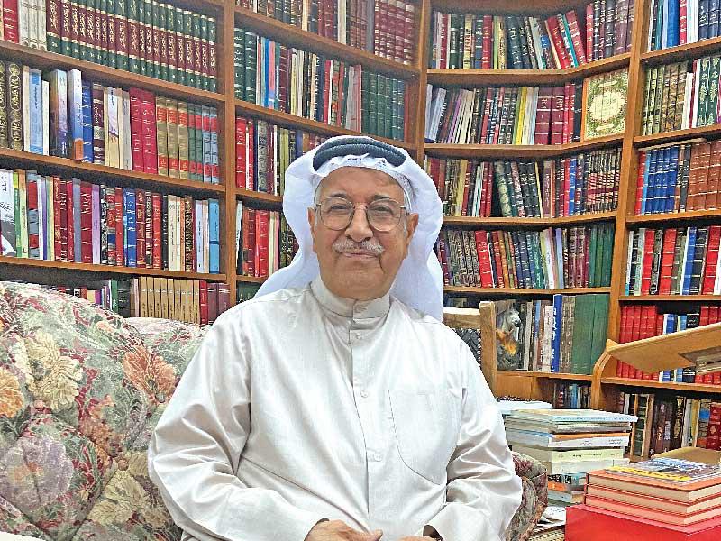 الدكتور بكلية الآداب في جامعة الكويت عبدالله القتم 