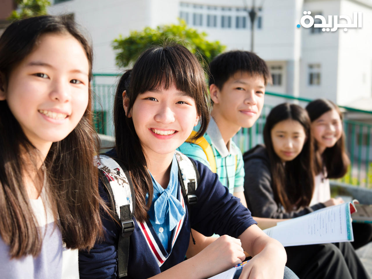 طالبات في الصين - من الأرشيف