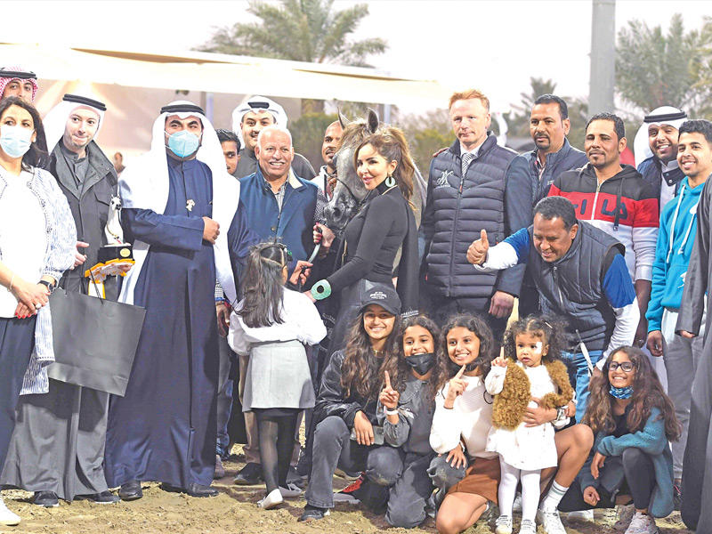 سارة الفهد تتوج الفائزين