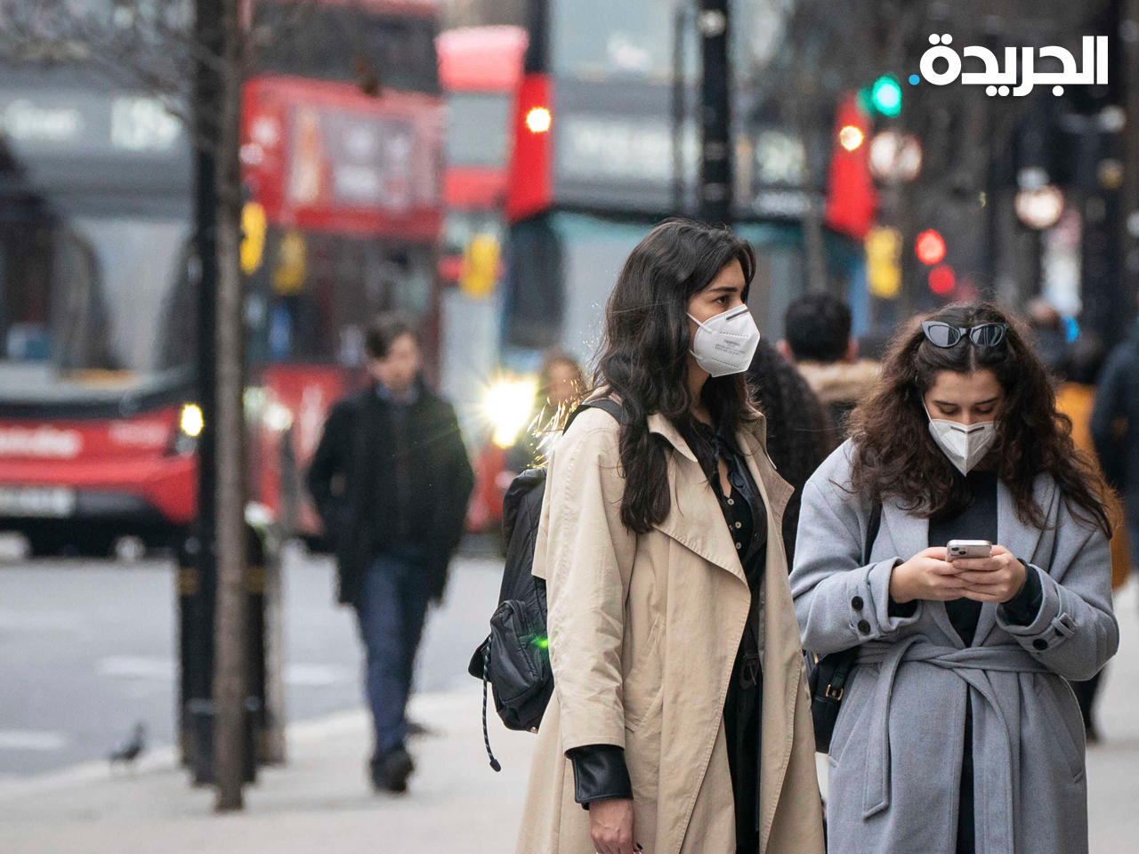 بريطانيا تُنهي العمل بالحجز الإلزامي على المصابين بفيروس كورونا