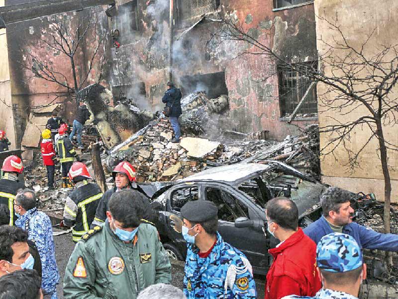 3 قتلى بتحطم مقاتلة إيرانية