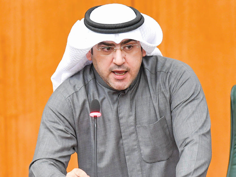  النائب عبدالكريم الكندري