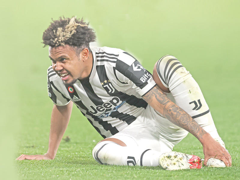  الدولي الأميركي ويستون ماكيني