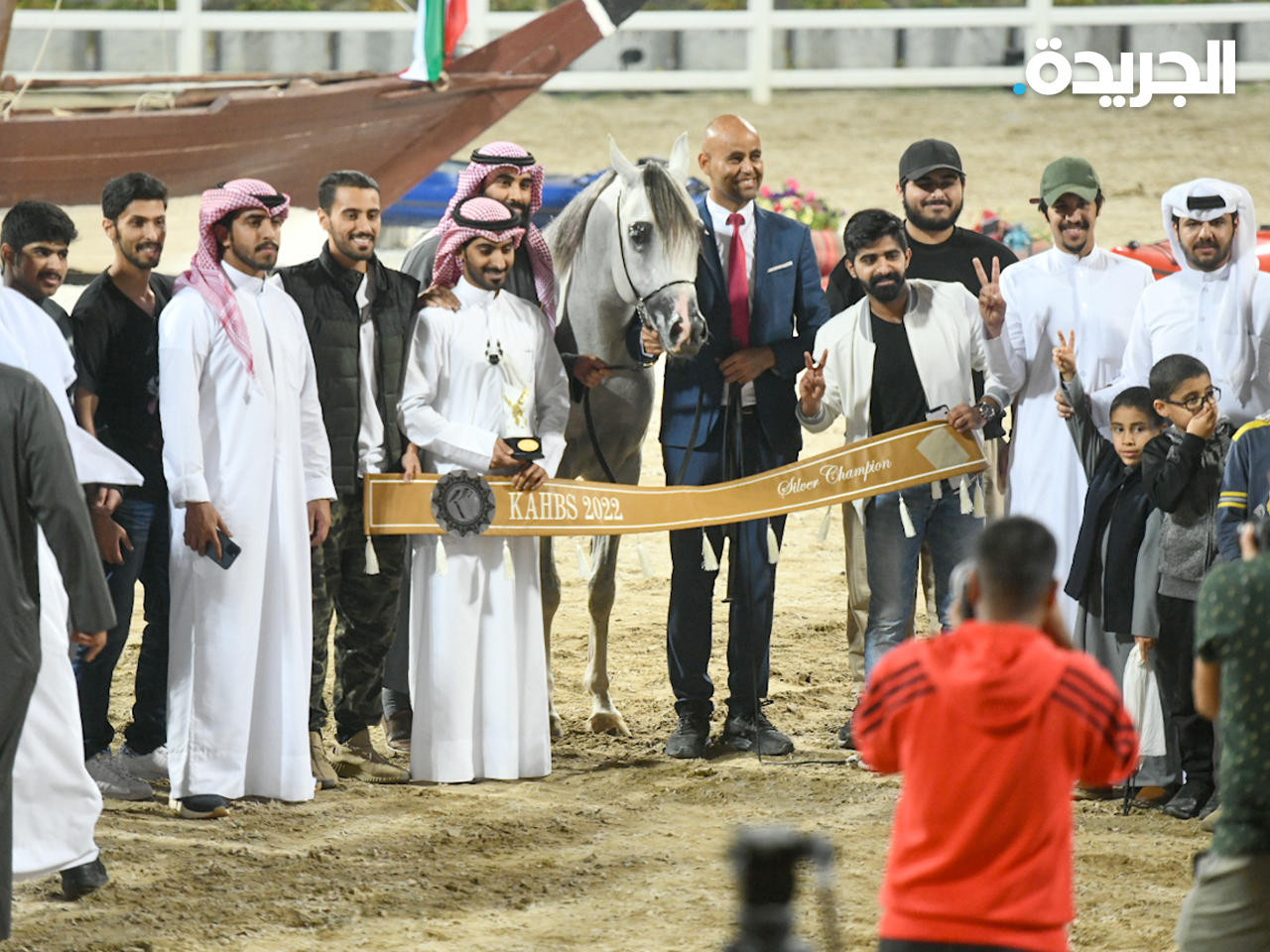 جانب من تتويج الفائزين