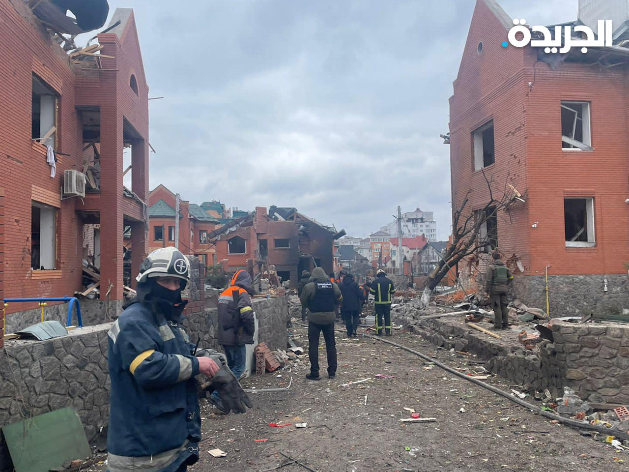 الأسلحة التفجيرية هدمت الكثير من المنازل في كييف - رويترز