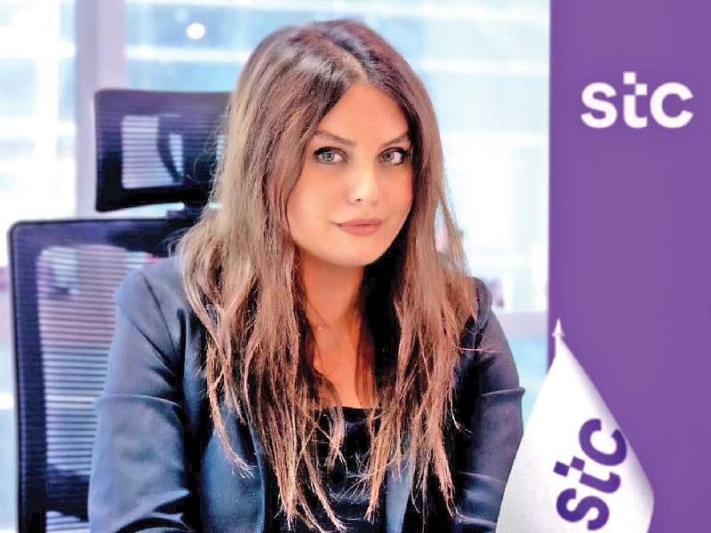 دانة الجاسم المديرة العامة لاتصالات الشركات في stc