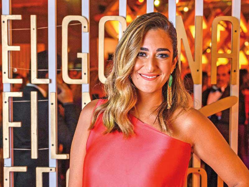 الفنانة أمينة خليل