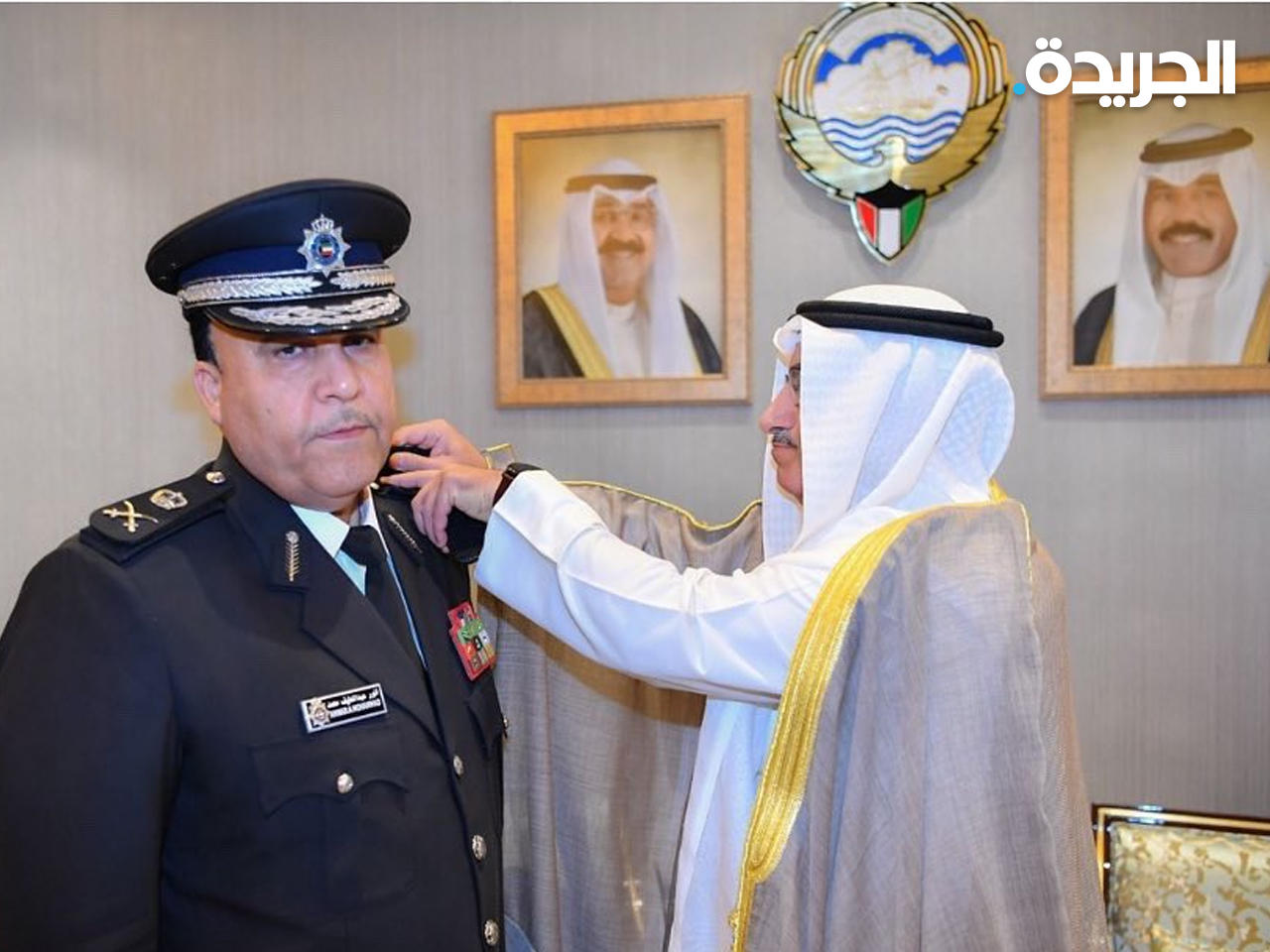 الفارس يقلد البرجس رتبة فريق بمناسبة صدور مرسوم تعيينه وكيلا للوزارة