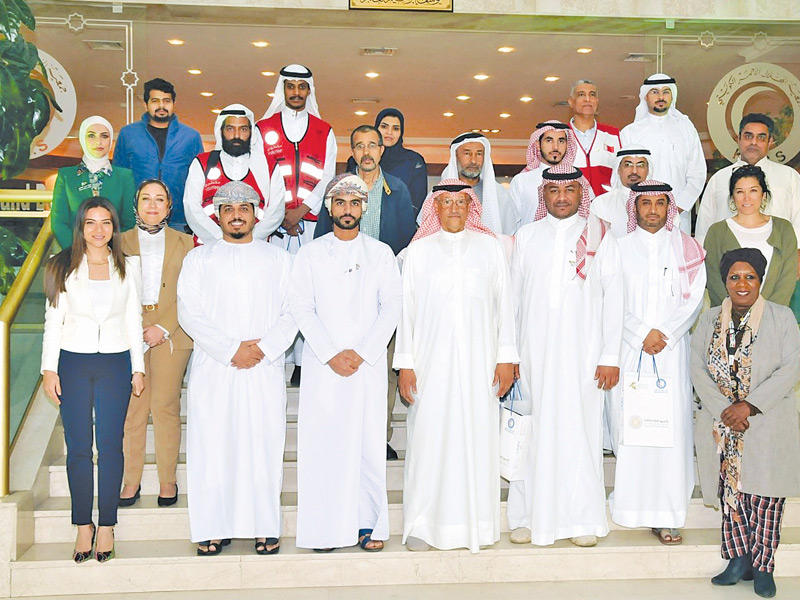 صورة جماعية للمشاركين بالورشة